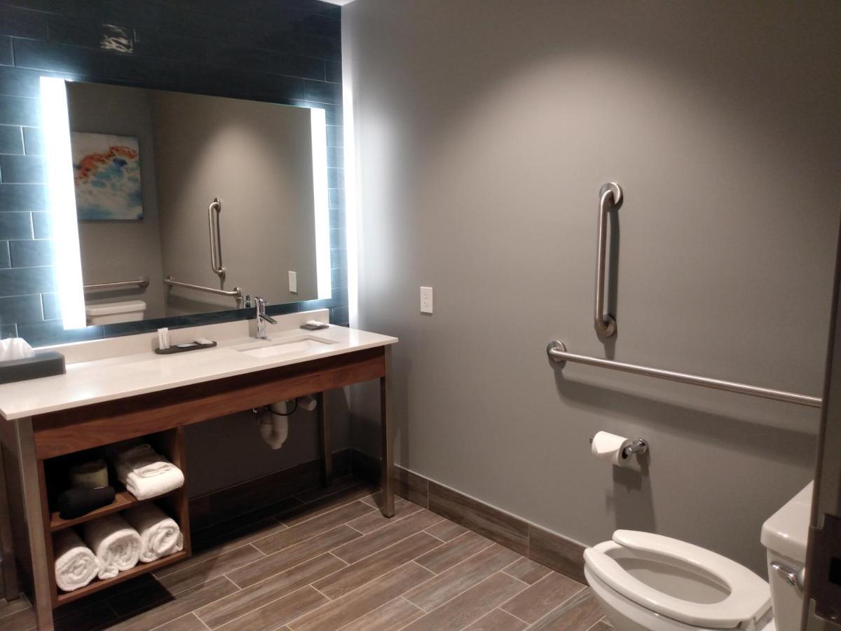 La Quinta Inn & Suites By Wyndham Bardstown Kültér fotó