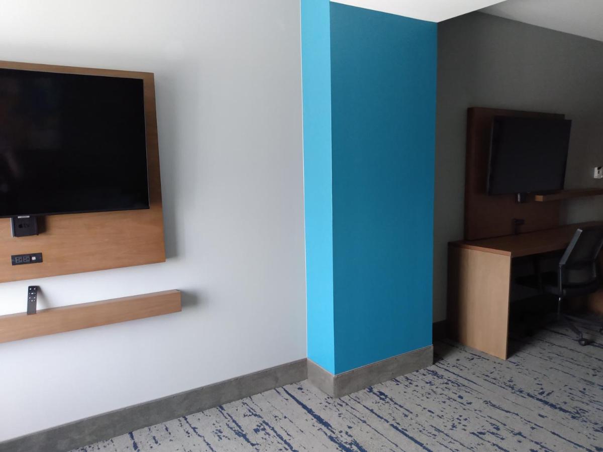 La Quinta Inn & Suites By Wyndham Bardstown Kültér fotó
